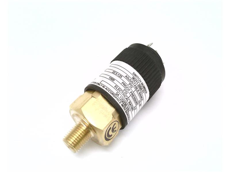 BARKSDALE 96211-BB4-T1