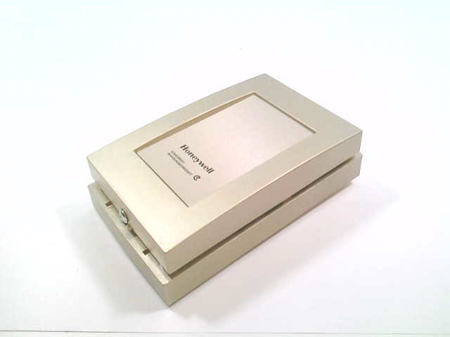 HONEYWELL T7080B1017