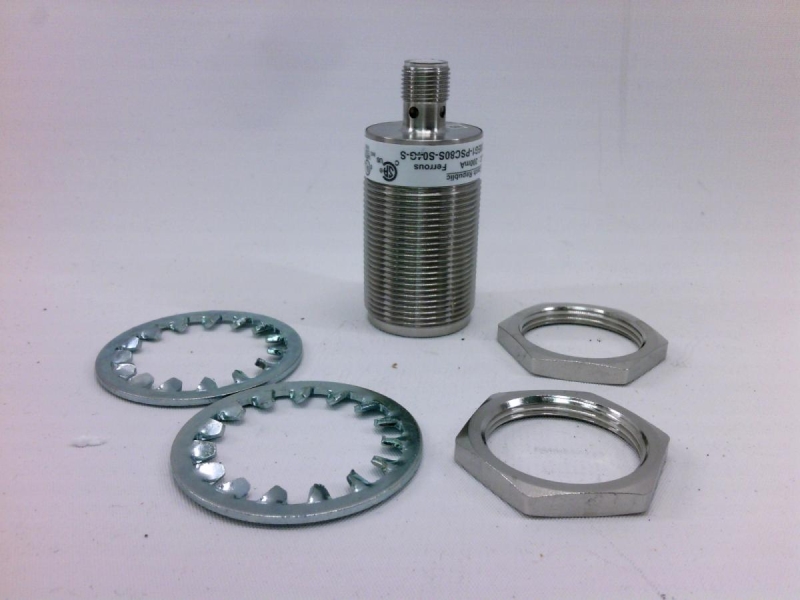 BALLUFF BES M30EG1-PSC80S-S04G-S
