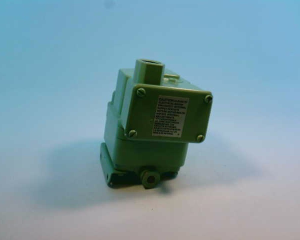 BARKSDALE DPD1T-A3SS-FX