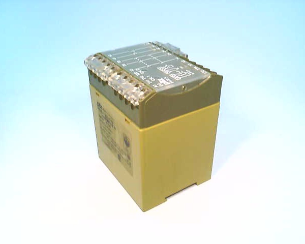 PILZ PNOZ-4-24VDC-3S/1O/1S