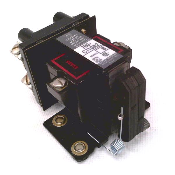 ALLEN BRADLEY 700-C110A2