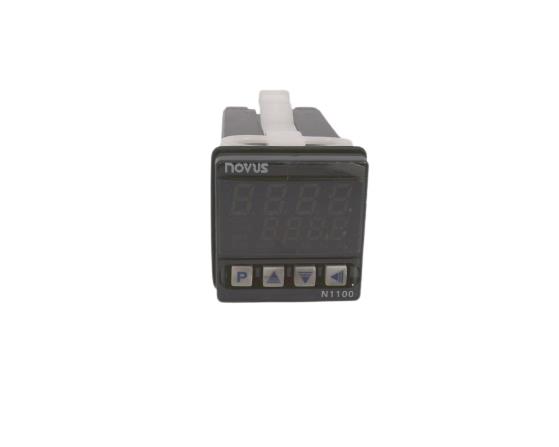 8110000124 Temperature/Process Control by NOVUS