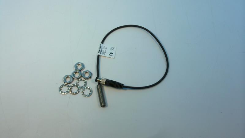 BALLUFF BES 516-377-G-E4-C-S49-00,3