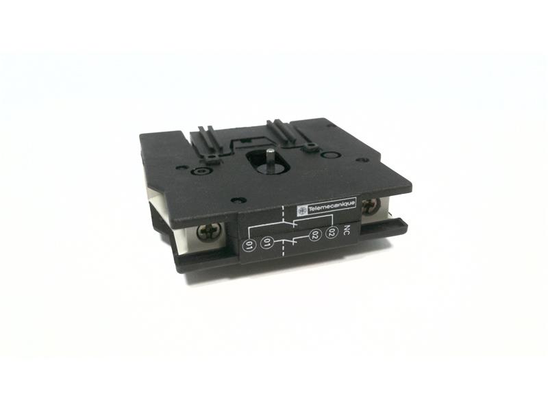 SCHNEIDER ELECTRIC LA9D0902