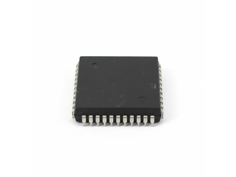 NXP SEMICONDUCTOR MC68HC705C8FN