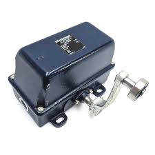 TA471-03/03Y-H-RMS-840-M25 por SCHMERSAL