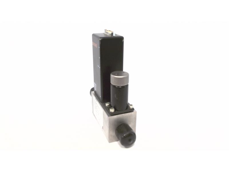 ITW 5851S/BD1KA1BA0AA1B1