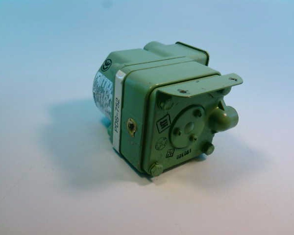 BARKSDALE DPD1T-A3SS-FX