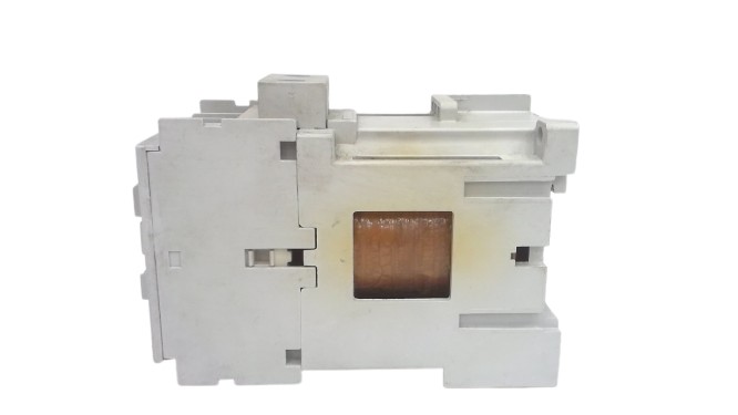 ALLEN BRADLEY 100-C12DJ400