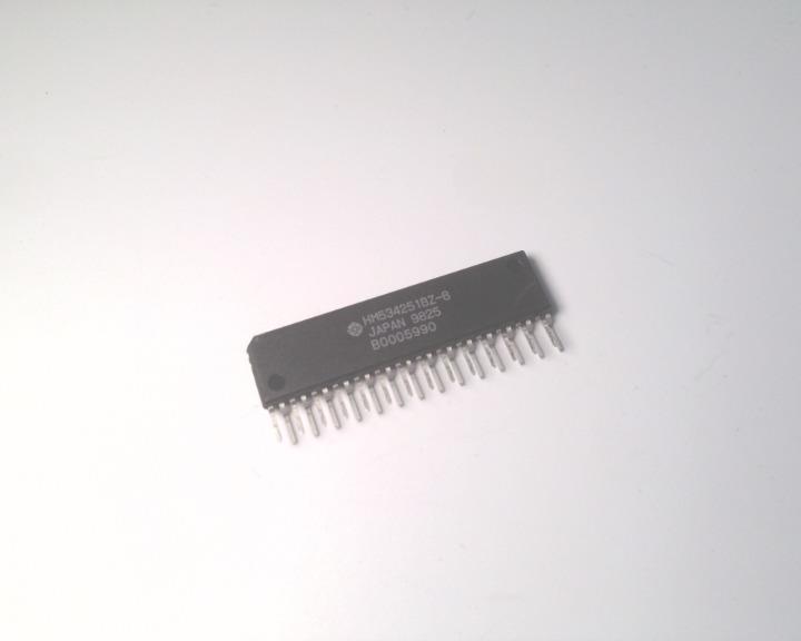 HITACHI HM534251BZ-8