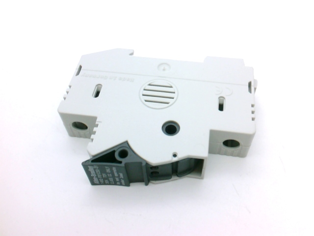 ALLEN BRADLEY 1492-FB1C30-D1