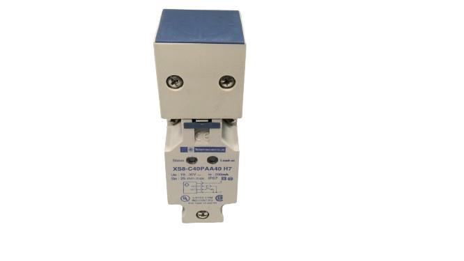 SCHNEIDER ELECTRIC XS8-C40PAA40