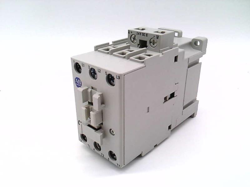 ALLEN BRADLEY 100-C30E00