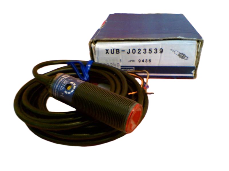 XUB-J023539 par SCHNEIDER ELECTRIC