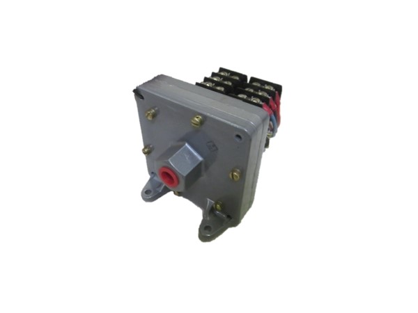 CUSTOM CONTROL SENSORS 6833G1