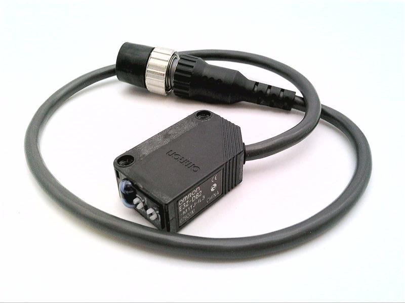 E3Z-D82-M1TJ-IL3 0.3M par OMRON