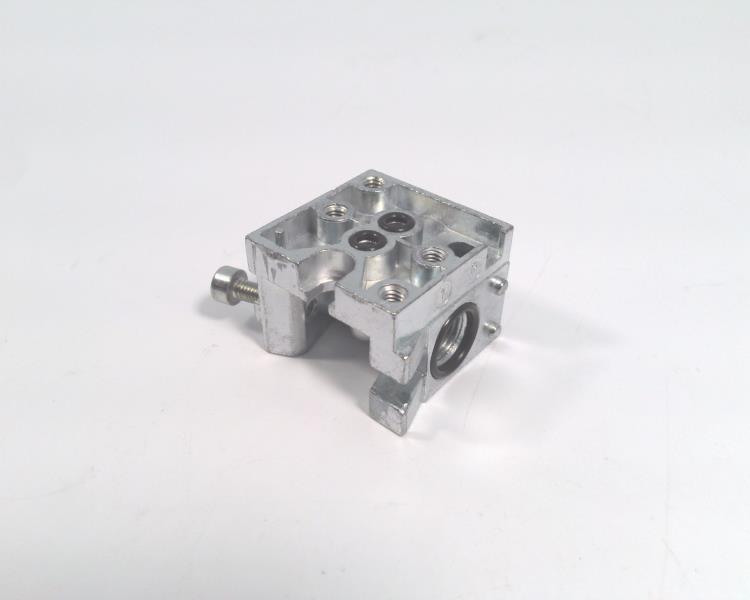 UNIVER GROUP AB-0900