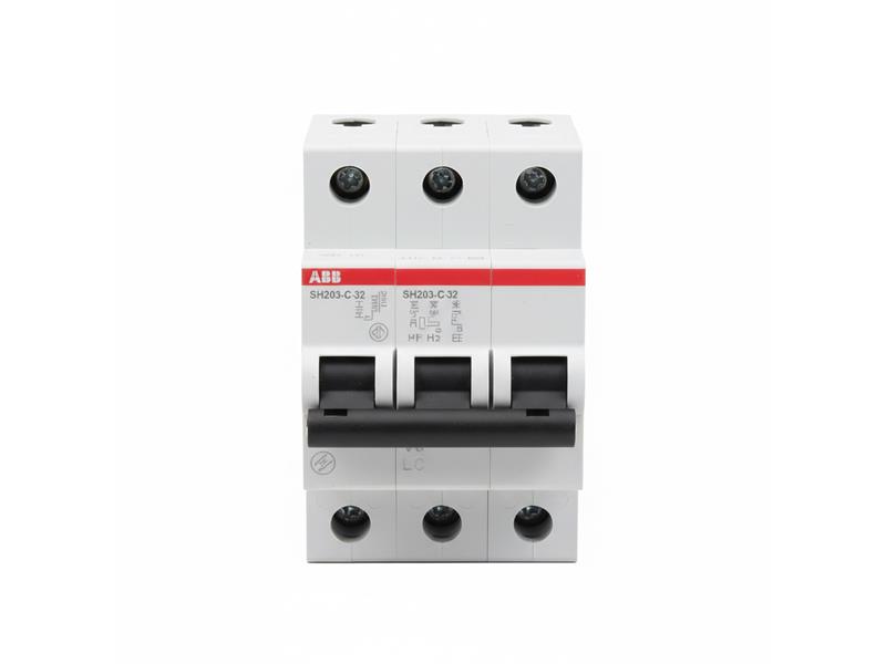 SH203-C32 par ASEA BROWN BOVERI