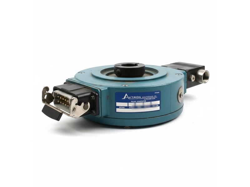 M3-4-S2D-1024-P000 par AVTRON