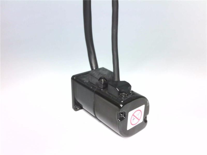 OMRON R88M-W03030L