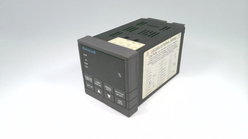 DC330B-KA-000-20-000000-00-0 by HONEYWELL