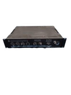PEAVEY UMA 352