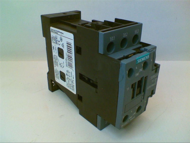 3RT2027-1KB40 par SIEMENS