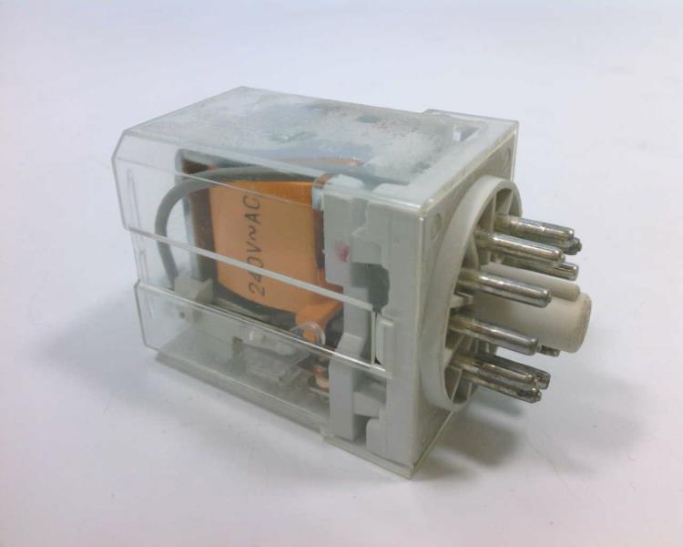 FINDER 60.13.8.240.0000