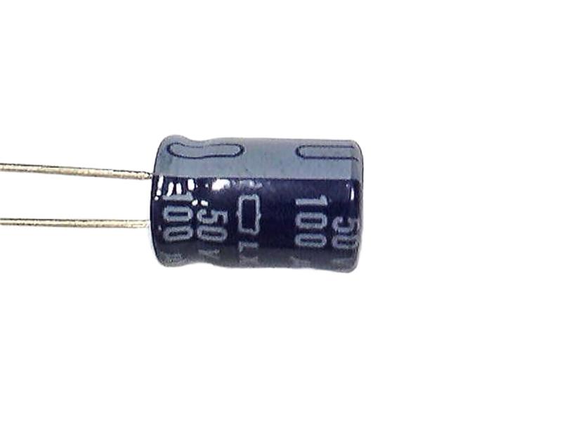 ELXZ500ELL101MH12D par UNITED CHEMI CON