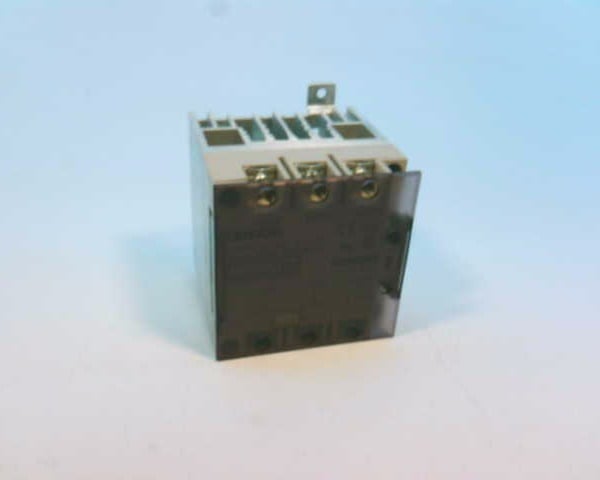 OMRON G3PB-215B-2-VD DC12-24