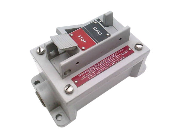 ALLEN BRADLEY 800H-2HAM7