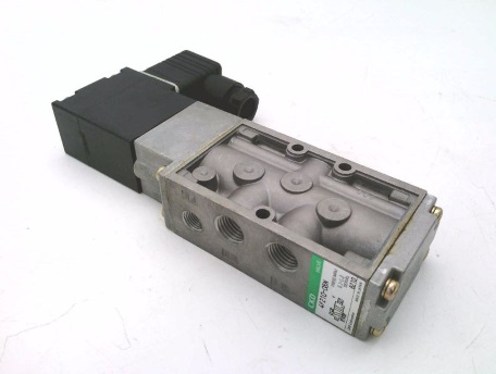 CKD CORP 4F210-08N-AC110V