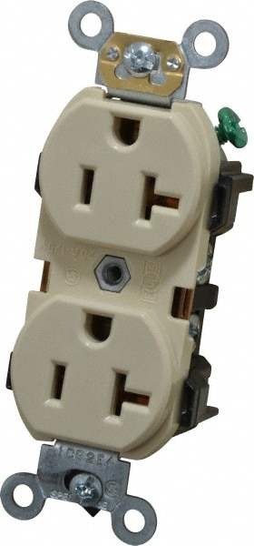 5352-I Plug/Receptacle by LEVITON