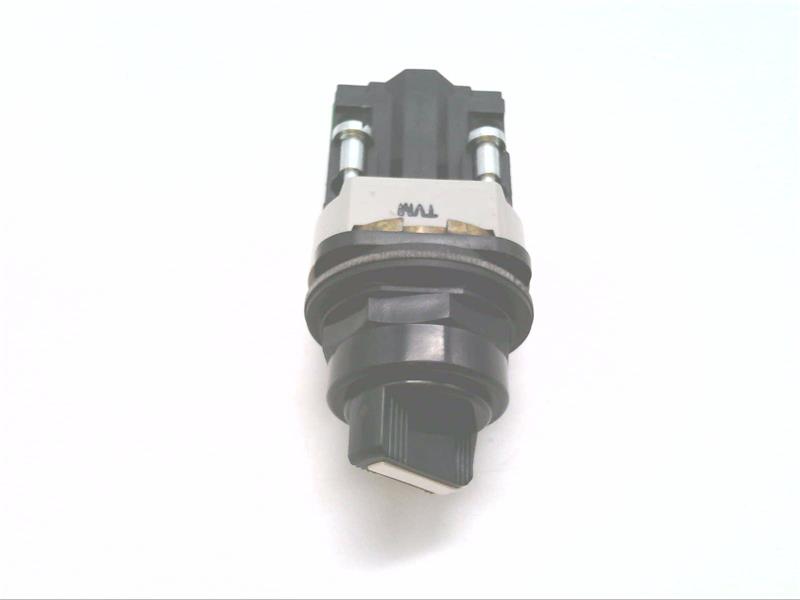 ALLEN BRADLEY 800H-HR5D1P