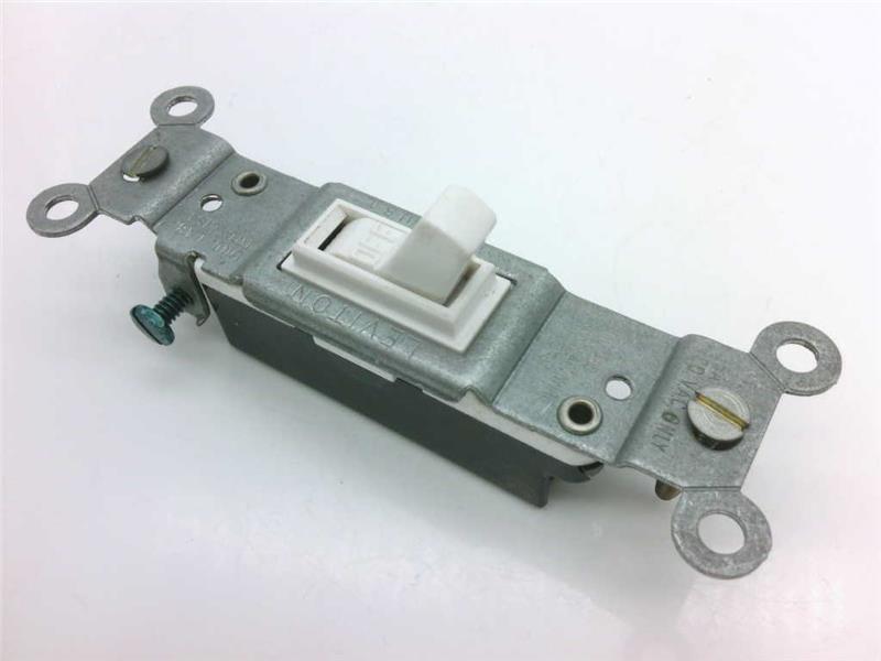 LEVITON 1451-2W