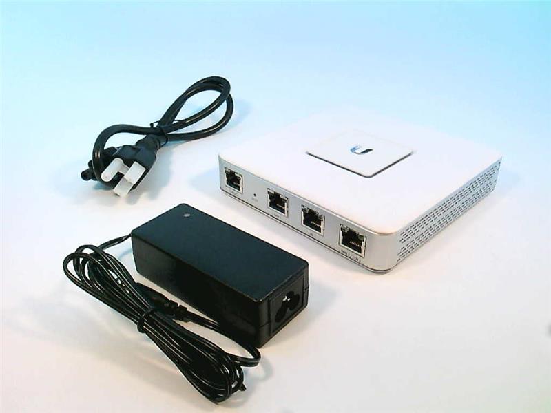 UBIQUITI NETWORKS USG
