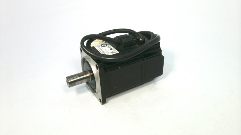 R88M-W20030T-S2 por OMRON