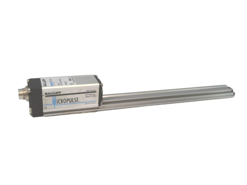 BTL5-A11-N0178-R-SU145-S32 par BALLUFF