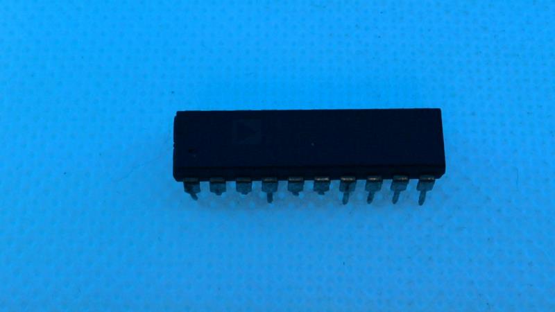 ANALOG DEVICES DAC8800FPZ