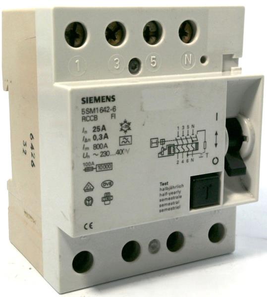5SM16426 par SIEMENS