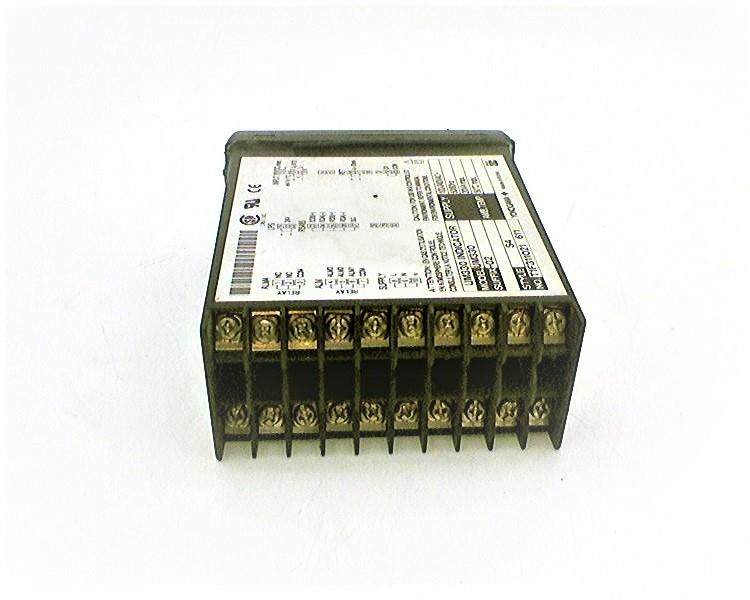 YOKOGAWA UM330-02
