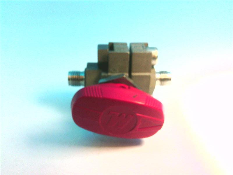 SWAGELOK SS-33VS4-RD