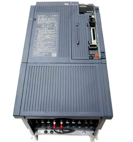 MITSUBISHI MR-J4-700B4-RJ077J001