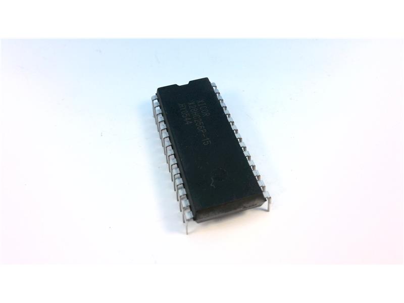 XICOR X28HC256P15