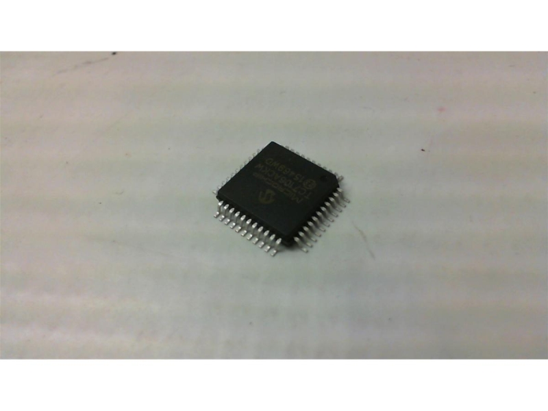 MICROCHIP TECHNOLOGY INC TC7106ACKW