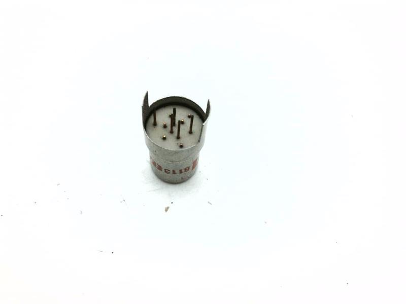 RCA 7586