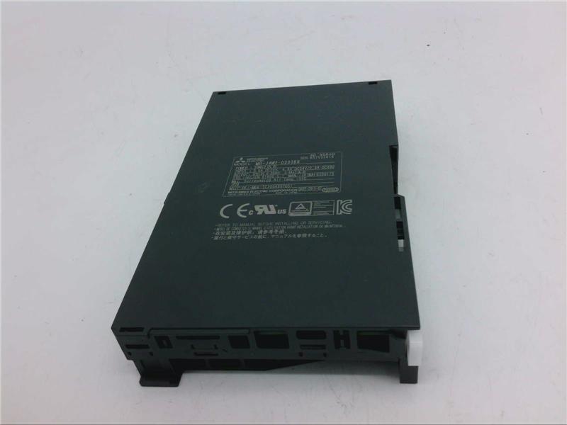 MR-J4W2-0303B6 par MITSUBISHI