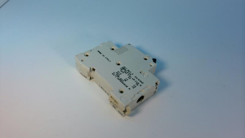 SCHNEIDER ELECTRIC C60N-1P-50A