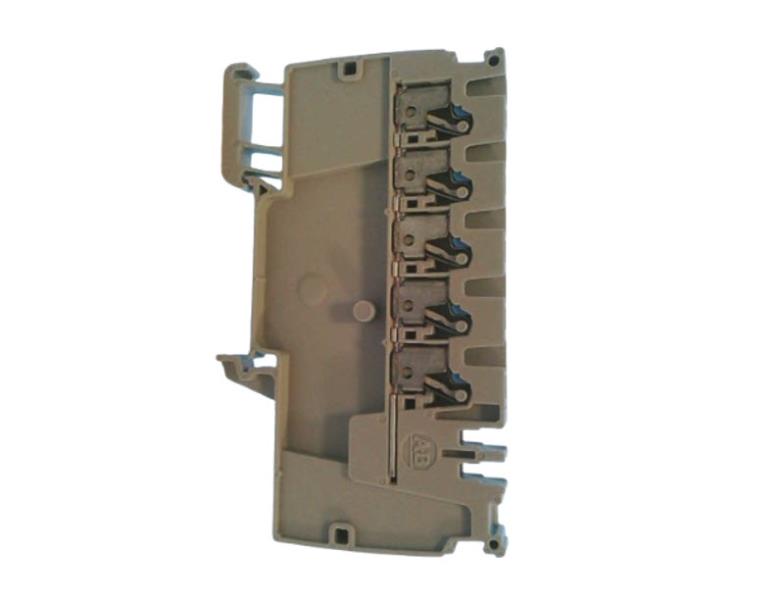ALLEN BRADLEY 1492-P10PD3E-5B